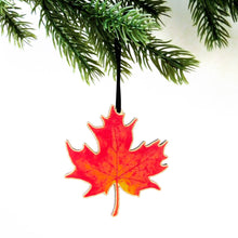 Load image into Gallery viewer, Autumna Maple Leaf Wooden Hanging Decoration